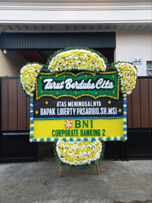 Papan Bunga Duka di Elelim